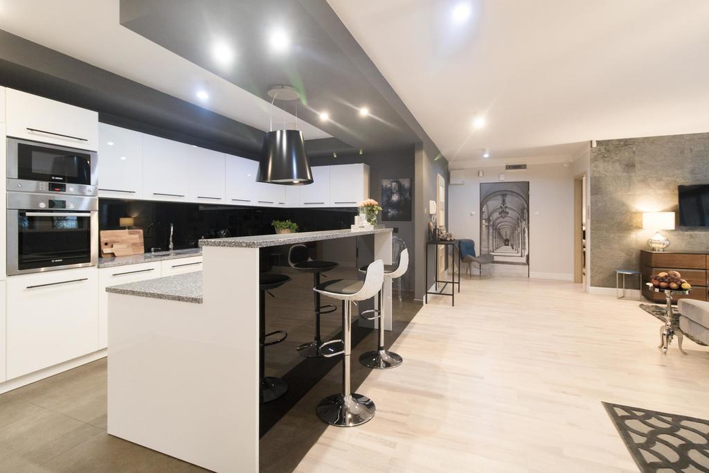 Kings City - Skawinska Apartment Krakow Luaran gambar